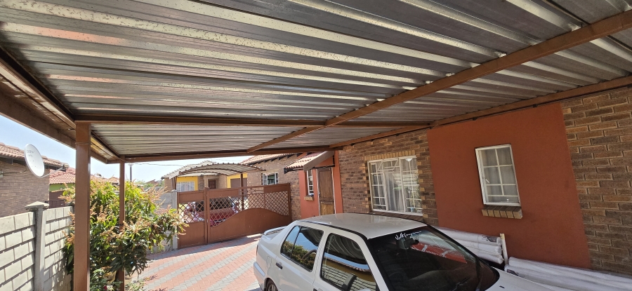 3 Bedroom Property for Sale in Waterval East North West